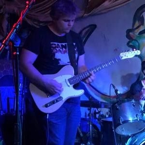 Meet your Posher, Henry